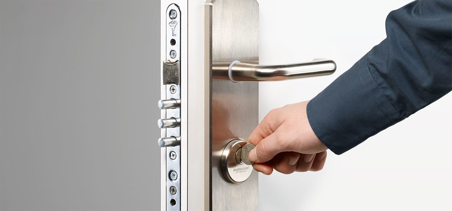 Mechanischer_Zutritt_Tuer Mechanischer_Zutritt_Tuer